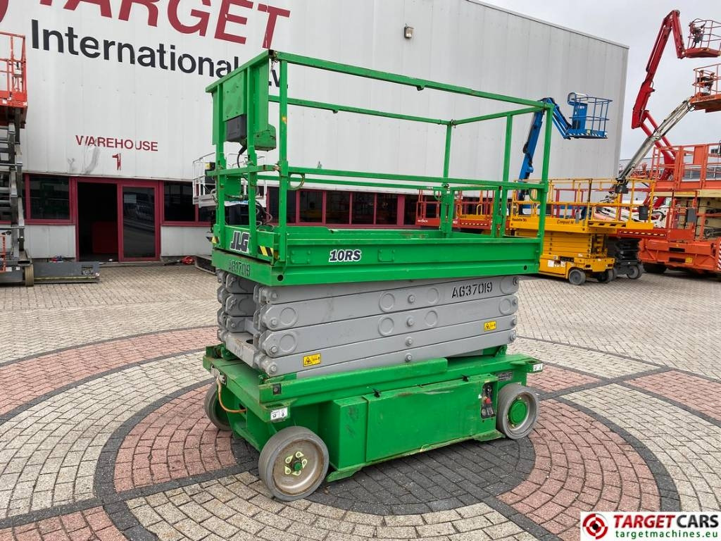 JLG 10RS Electric Scissor Work Lift 1175cm - رافعات مقصية: صور 1 JLG 10RS Electric Scissor Work Lift 1175cm - رافعات مقصية: صور 1