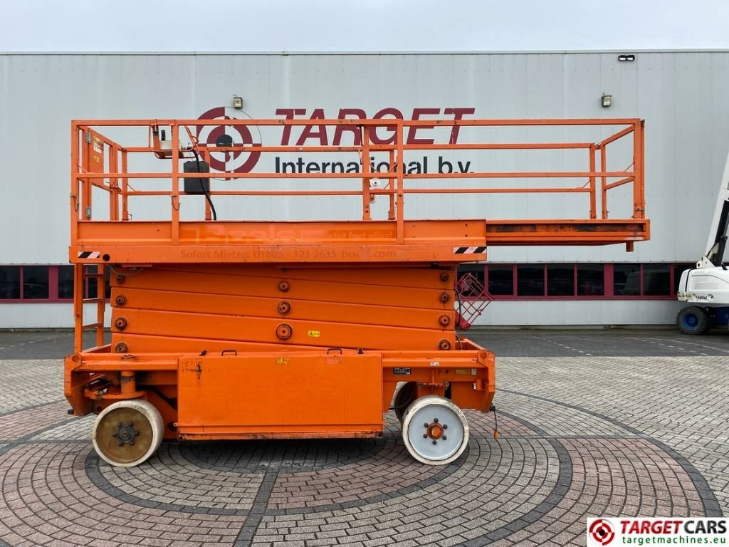 JLG 153-12 Liftlux Electric Scissor Work Lift 1730cm - رافعات مقصية: صور 5 JLG 153-12 Liftlux Electric Scissor Work Lift 1730cm - رافعات مقصية: صور 5