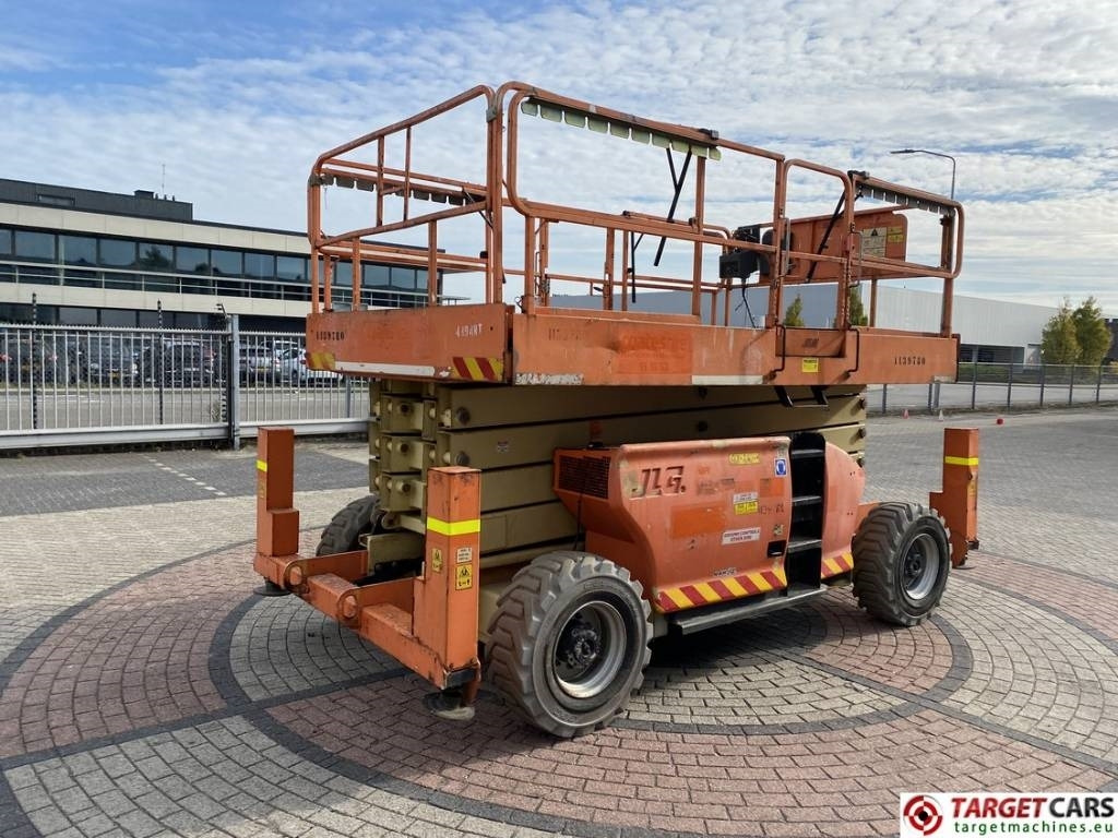 JLG 4394RT Diesel 4x4 Scissor Work Lift 1511cm - رافعات مقصية: صور 3 JLG 4394RT Diesel 4x4 Scissor Work Lift 1511cm - رافعات مقصية: صور 3