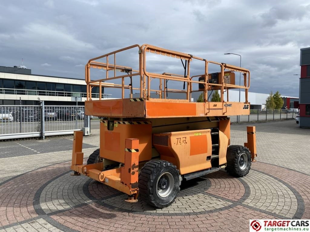 JLG 4394RT Diesel 4x4 Scissor Work Lift 1511cm - رافعات مقصية: صور 3 JLG 4394RT Diesel 4x4 Scissor Work Lift 1511cm - رافعات مقصية: صور 3