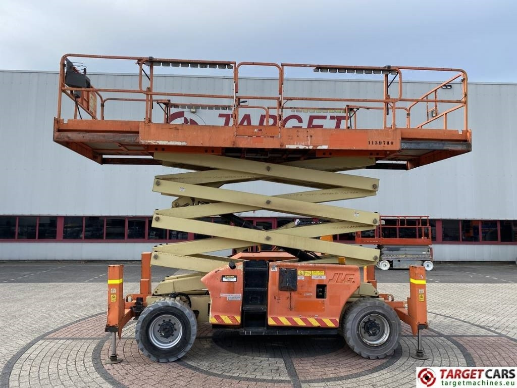 JLG 4394RT Diesel 4x4 Scissor Work Lift 1511cm - رافعات مقصية: صور 5 JLG 4394RT Diesel 4x4 Scissor Work Lift 1511cm - رافعات مقصية: صور 5