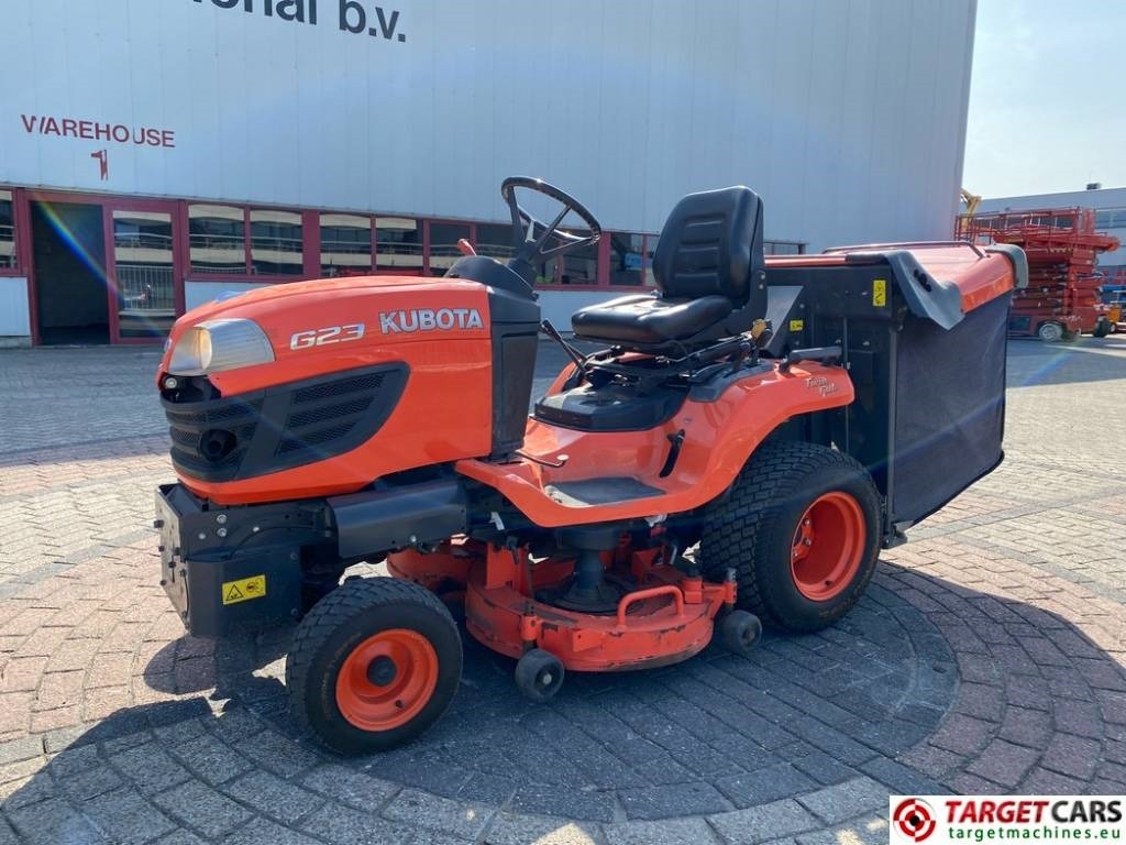 Kubota G23/LD Mower 4WD G23 Diesel 122cm - جزازة المروج: صور 1 Kubota G23/LD Mower 4WD G23 Diesel 122cm - جزازة المروج: صور 1