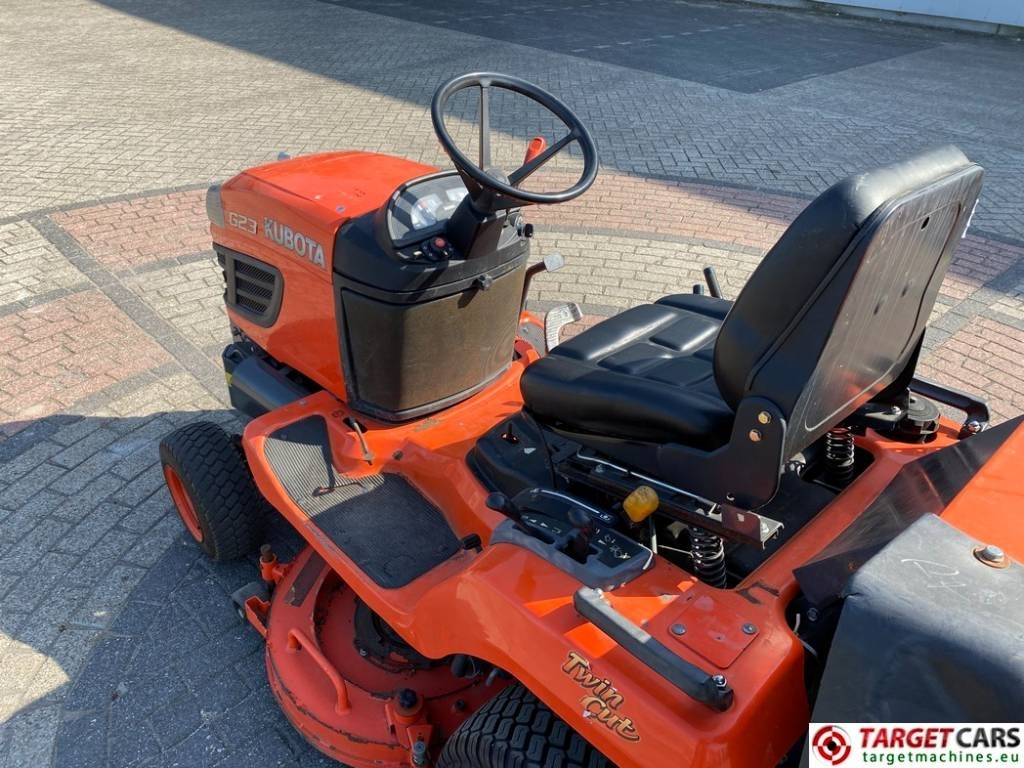 Kubota G23/LD Mower 4WD G23 Diesel 122cm - جزازة المروج: صور 5 Kubota G23/LD Mower 4WD G23 Diesel 122cm - جزازة المروج: صور 5