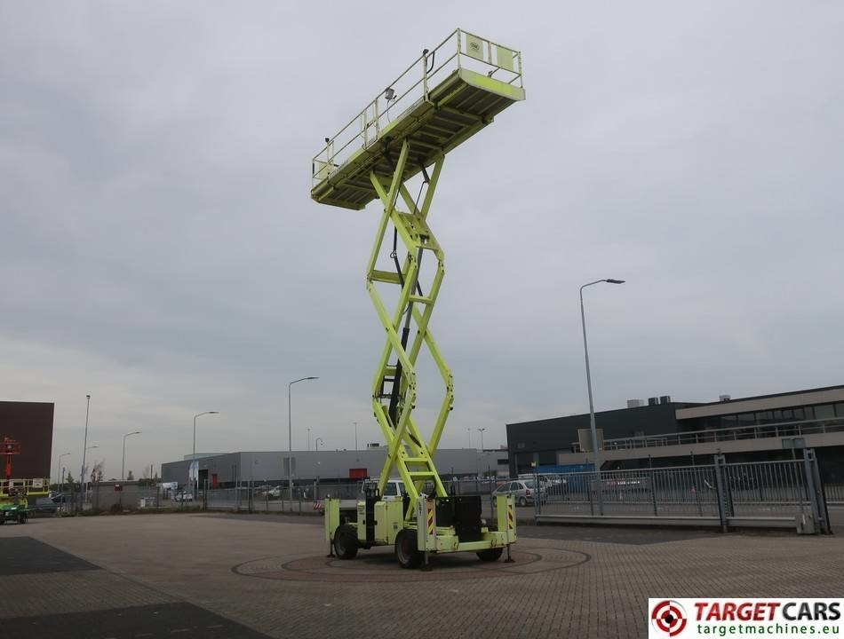 رافعات مقصية MEC 3392RT-T Diesel 4x4 Scissor Work LIft 1200cm: صور 7 رافعات مقصية MEC 3392RT-T Diesel 4x4 Scissor Work LIft 1200cm: صور 7