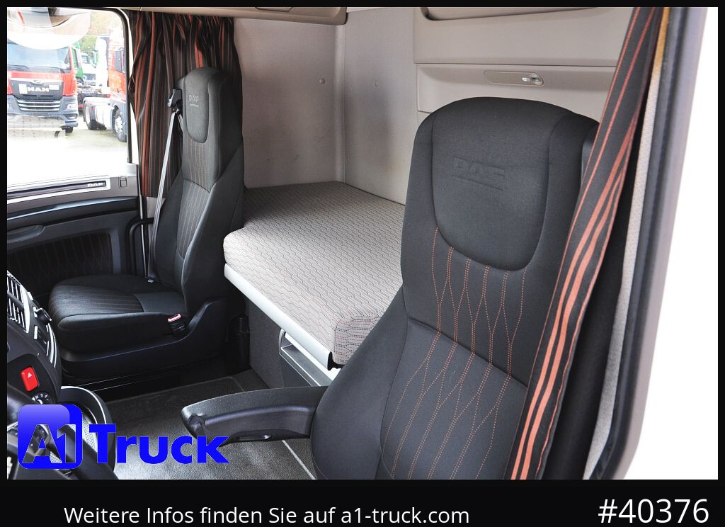 DAF DAF XF 480 FAN SSC Intarder, Lenkachse Standlklima - شاحنات الحاويات / جسم علوي قابل للتغيير شاحنة: صور 4 DAF DAF XF 480 FAN SSC Intarder, Lenkachse Standlklima - شاحنات الحاويات / جسم علوي قابل للتغيير شاحنة: صور 4