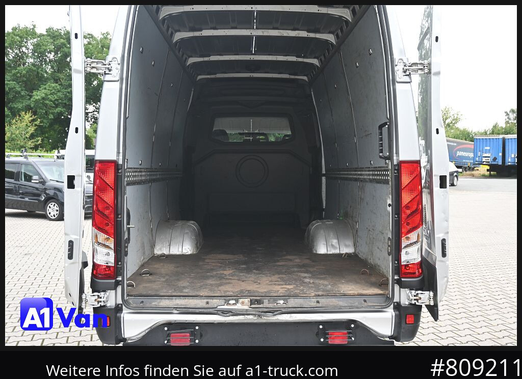 IVECO Daily 70C18 A8V Kasten, Mixto, AHK, Klima - فان, الشاحنات الصغيرة كابينة مزدوجة: صور 2 IVECO Daily 70C18 A8V Kasten, Mixto, AHK, Klima - فان, الشاحنات الصغيرة كابينة مزدوجة: صور 2