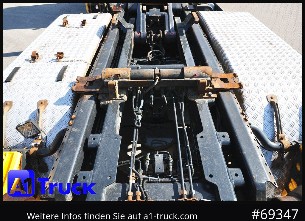 MAN TGX 26.460 XLX BL 6x2, Meiller, Funk - شاحنة ذات الخطاف: صور 3 MAN TGX 26.460 XLX BL 6x2, Meiller, Funk - شاحنة ذات الخطاف: صور 3