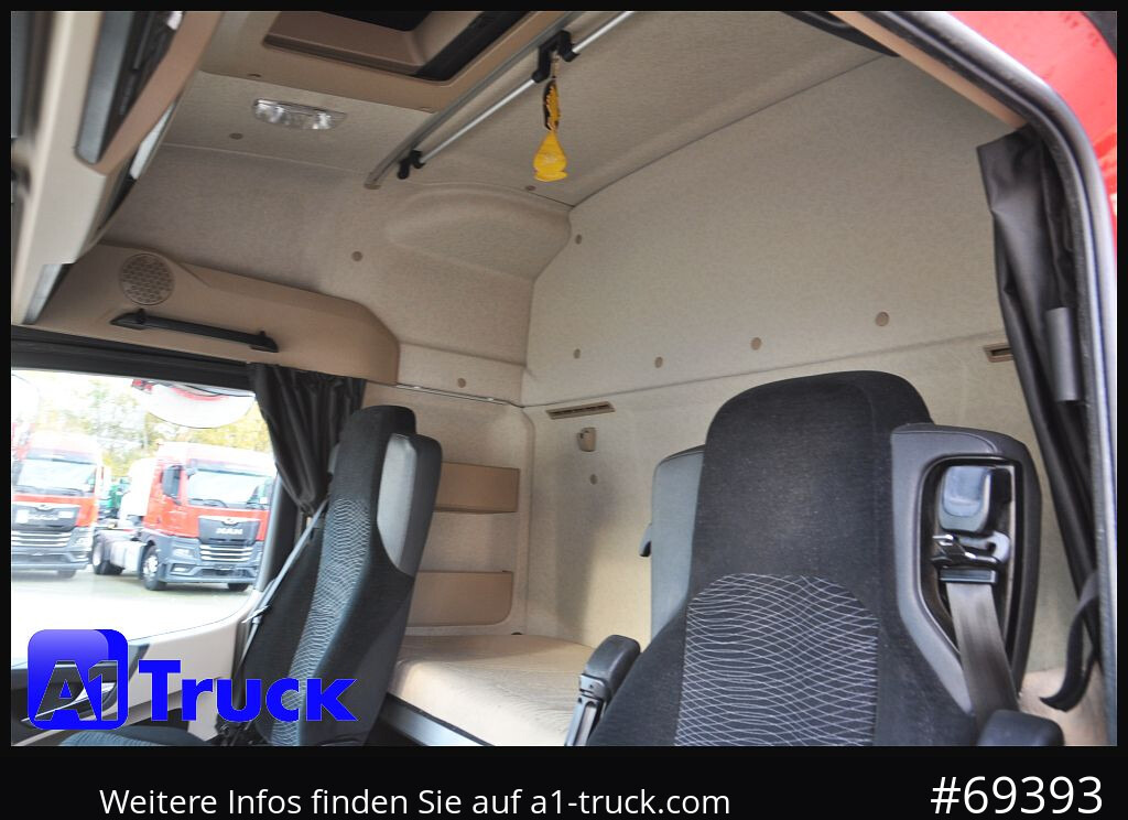 MERCEDES-BENZ Actros 1832, Lowliner, 1 Vorbesitzer - شاحنة جرار: صور 3 MERCEDES-BENZ Actros 1832, Lowliner, 1 Vorbesitzer - شاحنة جرار: صور 3