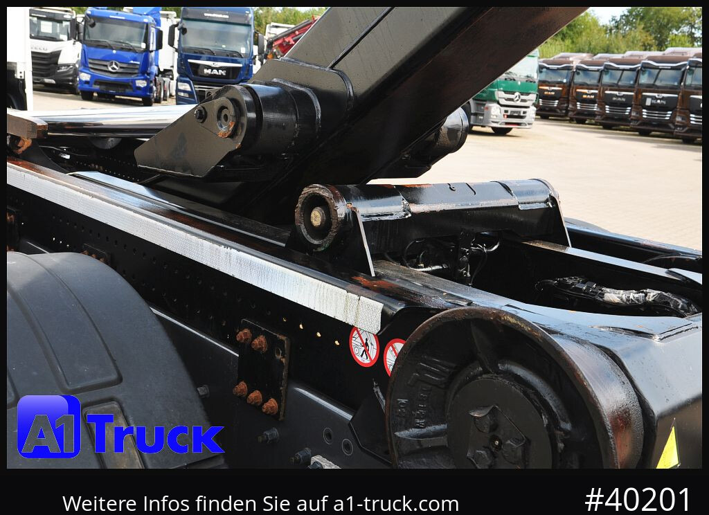 VOLVO FH 460 , VDL S21-6200 Lenkachse - شاحنة ذات الخطاف: صور 3 VOLVO FH 460 , VDL S21-6200 Lenkachse - شاحنة ذات الخطاف: صور 3