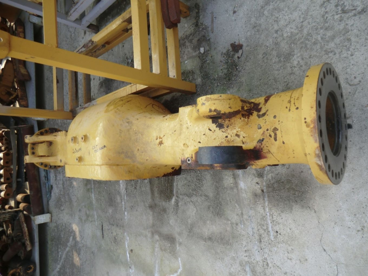 Caterpillar 735 ALLOGGIAMENTO ASSALE ANTERIORE - نقل الحركة - آلات البناء: صور 5 Caterpillar 735 ALLOGGIAMENTO ASSALE ANTERIORE - نقل الحركة - آلات البناء: صور 5