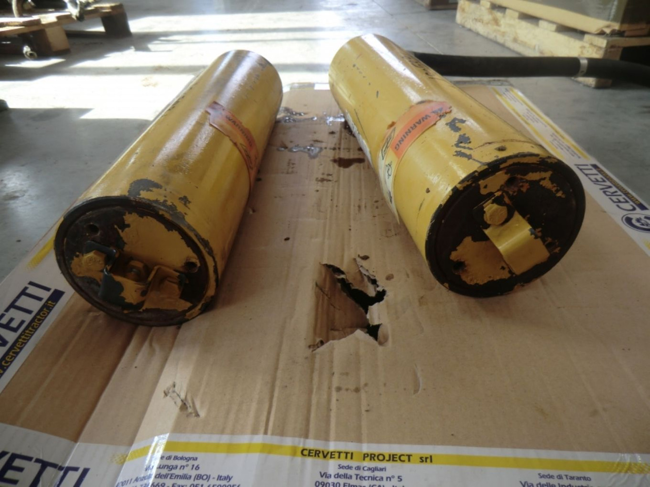 Caterpillar 735 Accumulatore - علم السوائل المتحركة - آلات البناء: صور 3 Caterpillar 735 Accumulatore - علم السوائل المتحركة - آلات البناء: صور 3