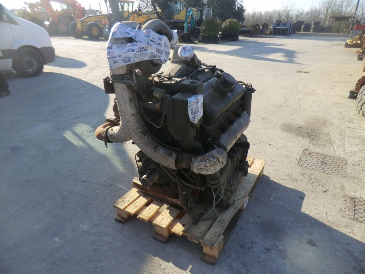 DETROIT DIESEL 8V53 MOTORE MARINO USATO COMPLETO DI TURBO E MOTORINO DI AVVIAMENTO. - المحرك - آلات البناء: صور 1 DETROIT DIESEL 8V53 MOTORE MARINO USATO COMPLETO DI TURBO E MOTORINO DI AVVIAMENTO. - المحرك - آلات البناء: صور 1