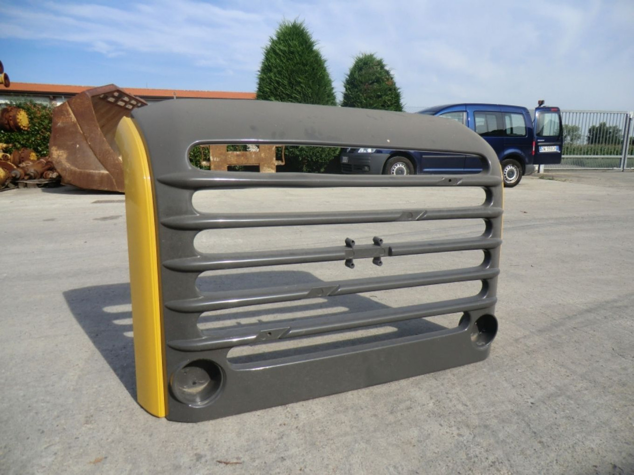 VOLVO A40D GRIGLIA REVISIONATA - جلوپنجره - آلات البناء: صور 1 VOLVO A40D GRIGLIA REVISIONATA - جلوپنجره - آلات البناء: صور 1