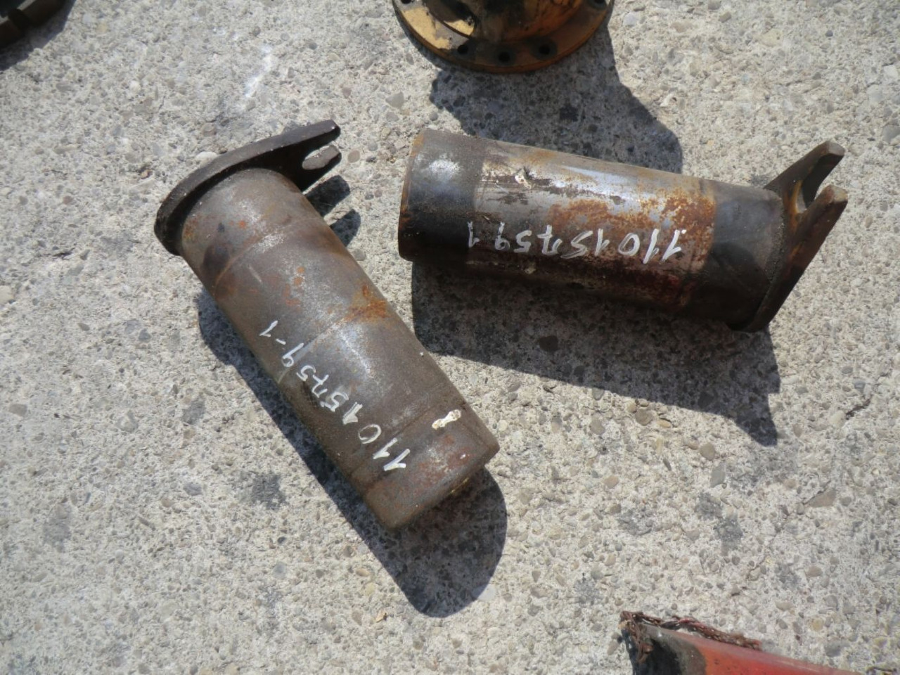 VOLVO L120C PERNO DEL BRACCIO - هيكل السيارة الخارجية - آلات البناء: صور 1 VOLVO L120C PERNO DEL BRACCIO - هيكل السيارة الخارجية - آلات البناء: صور 1