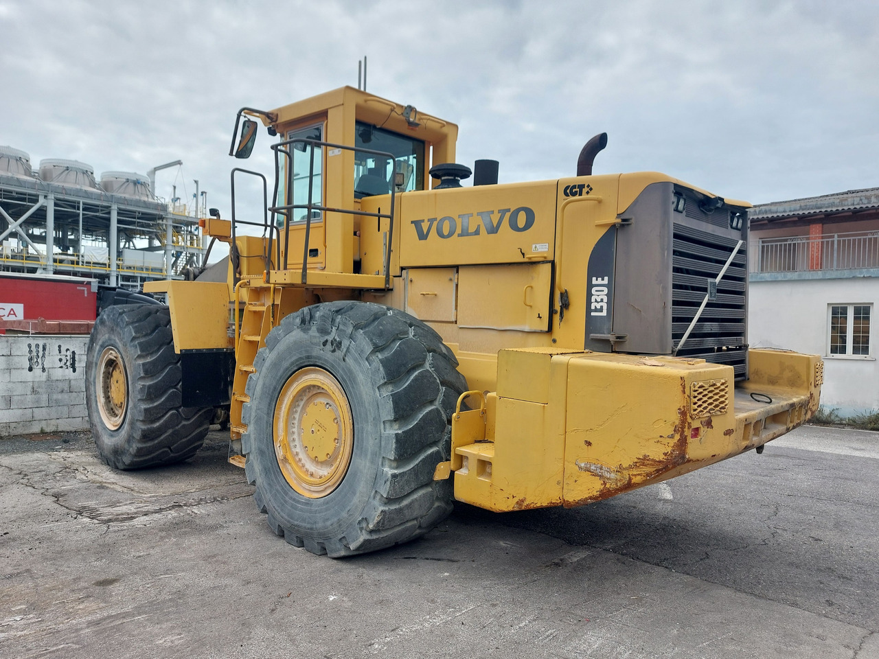VOLVO L330E HDBH - اللودر بعجل: صور 5 VOLVO L330E HDBH - اللودر بعجل: صور 5