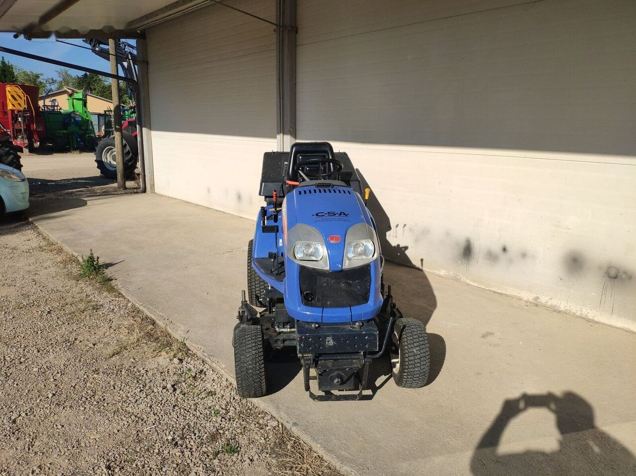 Iseki SXG323H - جزازة المروج: صور 2 Iseki SXG323H - جزازة المروج: صور 2