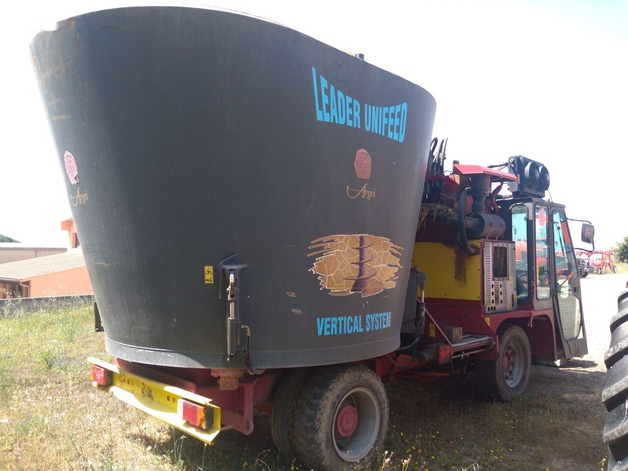 MUTTI ADOLFO ROLLER CAR MC 16 - آلة خلط وتوزيع الأعلاف: صور 4 MUTTI ADOLFO ROLLER CAR MC 16 - آلة خلط وتوزيع الأعلاف: صور 4