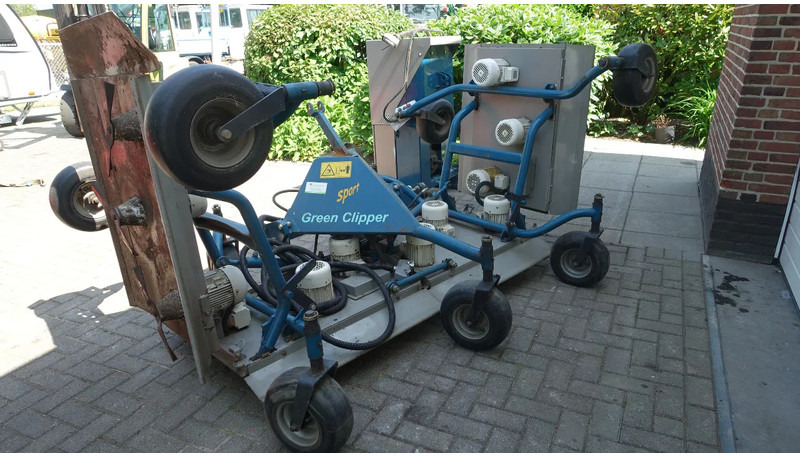 Green Clipper 4 meter elektrische maaier met aggregaat aftakas aangedreven - ملحقات - الآلات والماكينات الزراعية: صور 2 Green Clipper 4 meter elektrische maaier met aggregaat aftakas aangedreven - ملحقات - الآلات والماكينات الزراعية: صور 2