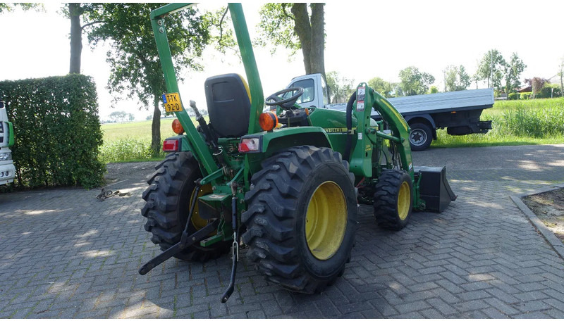 John Deere 790 4x4 SCHADE--UNFALL-- ACCIDENT - جرار: صور 3 John Deere 790 4x4 SCHADE--UNFALL-- ACCIDENT - جرار: صور 3