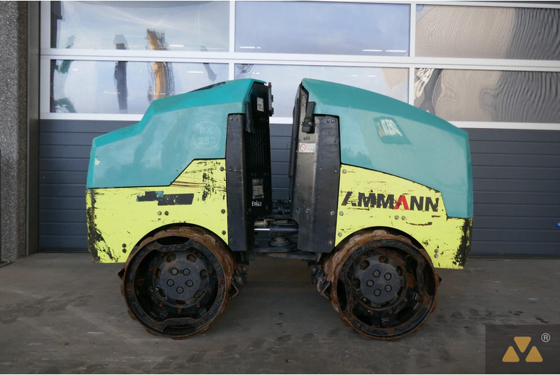 Ammann ARR1575 - آلات البناء: صور 1 Ammann ARR1575 - آلات البناء: صور 1