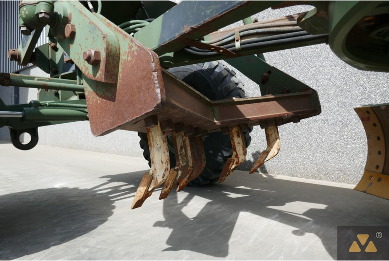 آلة تسوية الأرض Caterpillar 130G Ex-: صور 12 آلة تسوية الأرض Caterpillar 130G Ex-: صور 12