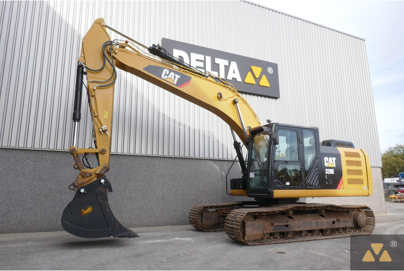 Caterpillar 320EL - حفارات زحافة: صور 3 Caterpillar 320EL - حفارات زحافة: صور 3