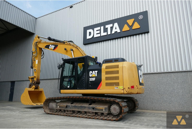 Caterpillar 320FL - حفارات زحافة: صور 4 Caterpillar 320FL - حفارات زحافة: صور 4