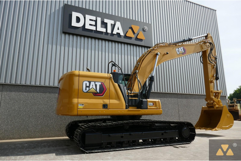 Caterpillar 320 - حفارات زحافة: صور 5 Caterpillar 320 - حفارات زحافة: صور 5