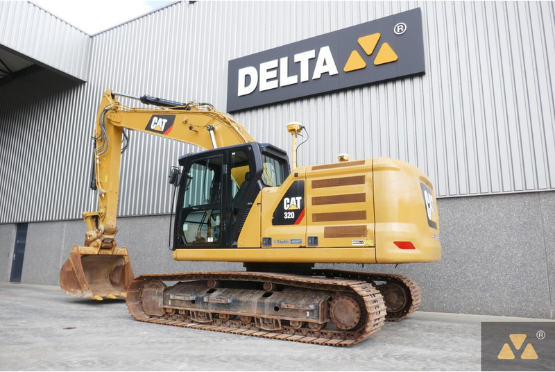 Caterpillar 320 - حفارات زحافة: صور 4 Caterpillar 320 - حفارات زحافة: صور 4