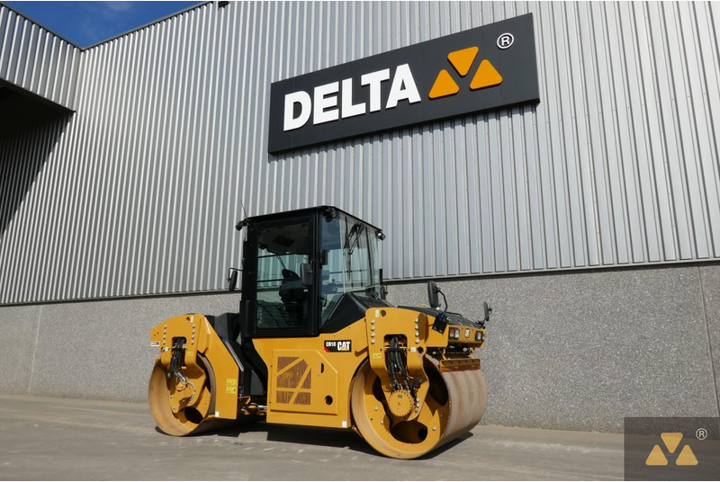 Caterpillar CB10 - مدحلة: صور 3 Caterpillar CB10 - مدحلة: صور 3