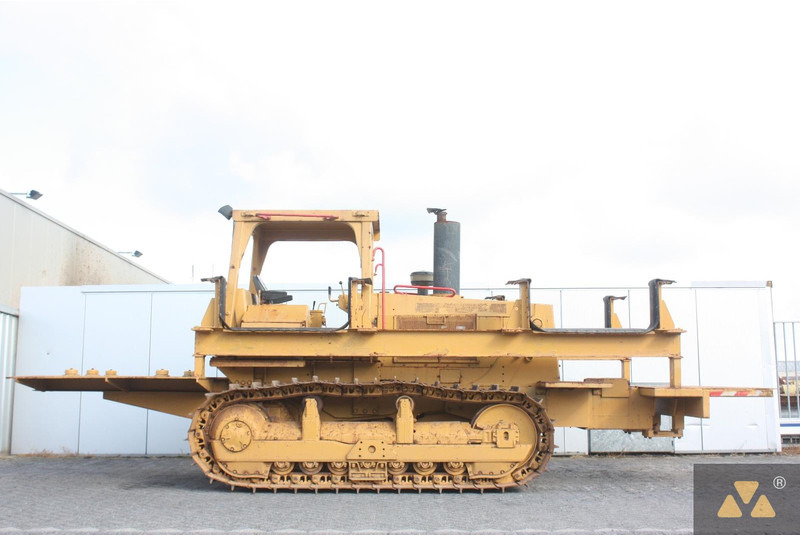 Caterpillar D6E Pipe carrier - آلات البناء: صور 2 Caterpillar D6E Pipe carrier - آلات البناء: صور 2