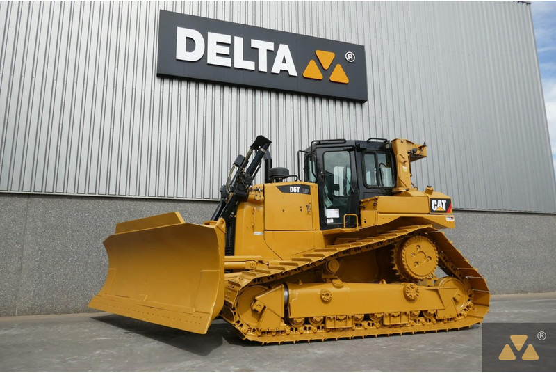 Caterpillar D6T LGP - بلدوزر: صور 4 Caterpillar D6T LGP - بلدوزر: صور 4