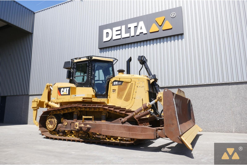 Caterpillar D7E LGP - بلدوزر: صور 3 Caterpillar D7E LGP - بلدوزر: صور 3
