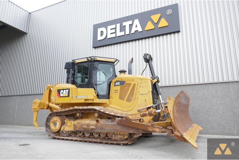 Caterpillar D7E - بلدوزر: صور 3 Caterpillar D7E - بلدوزر: صور 3