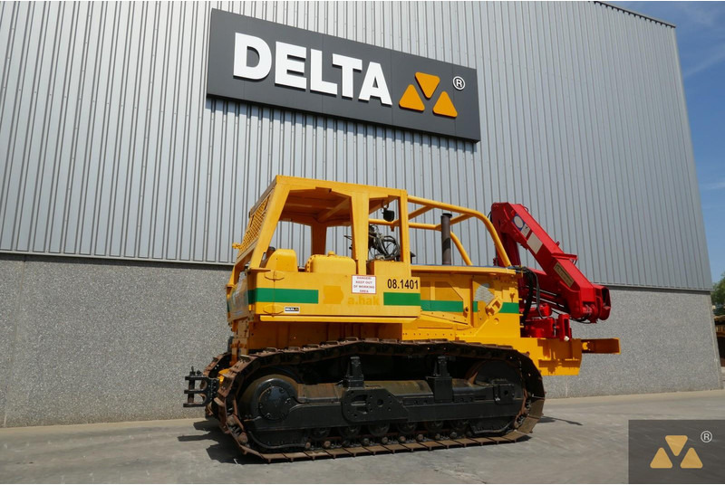 Caterpillar D7G Welding Tractor - آلات البناء: صور 5 Caterpillar D7G Welding Tractor - آلات البناء: صور 5