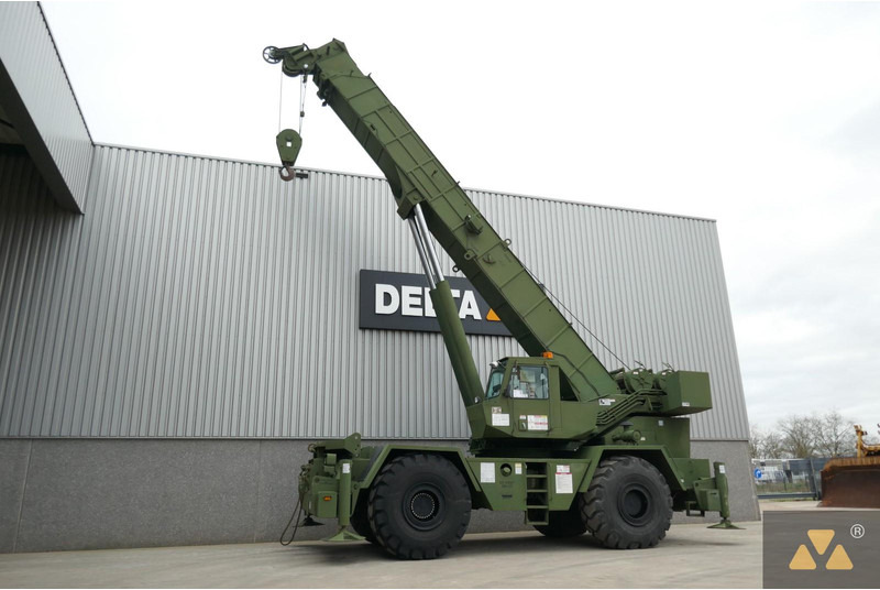 Grove RT875 Ex- - رافعة الطرق الوعرة: صور 4 Grove RT875 Ex- - رافعة الطرق الوعرة: صور 4
