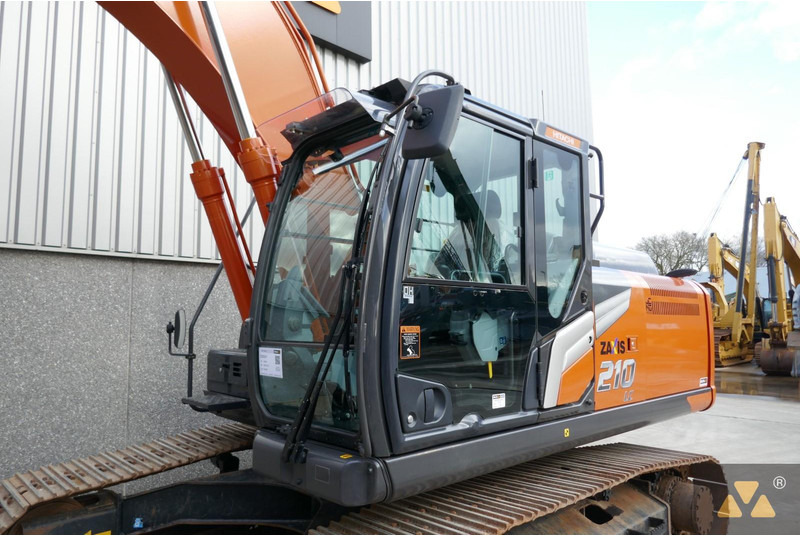 حفارات زحافة Hitachi ZX210LC-7: صور 11
