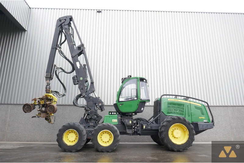 John Deere 1270E - الحصادات: صور 1 John Deere 1270E - الحصادات: صور 1