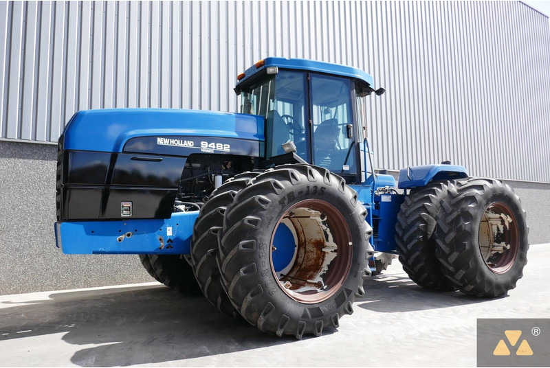New Holland 9482 - جرار: صور 4 New Holland 9482 - جرار: صور 4