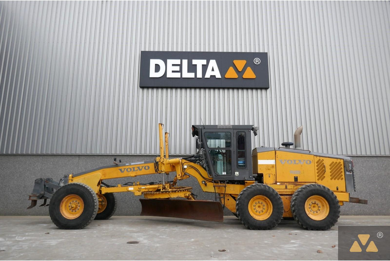 Volvo G720B - آلة تسوية الأرض: صور 1 Volvo G720B - آلة تسوية الأرض: صور 1