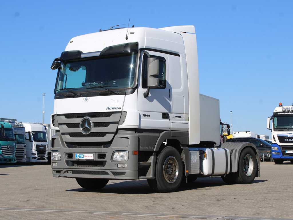 Mercedes-Benz Actros 1844 MP3, EURO 5EEV - شاحنة جرار: صور 1 Mercedes-Benz Actros 1844 MP3, EURO 5EEV - شاحنة جرار: صور 1