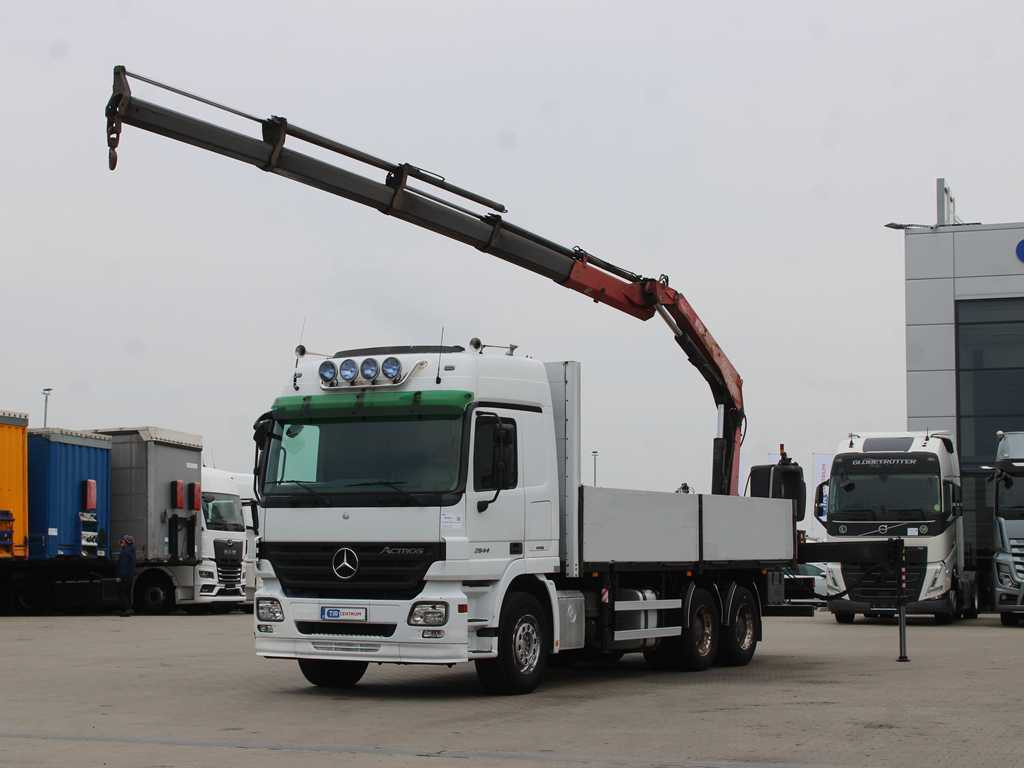 Mercedes-Benz Actros 2644, 6X4, EURO 4, HYDRAULIC ARM FASSI F210 - شاحنات مسطحة, شاحنة كرين: صور 1 Mercedes-Benz Actros 2644, 6X4, EURO 4, HYDRAULIC ARM FASSI F210 - شاحنات مسطحة, شاحنة كرين: صور 1