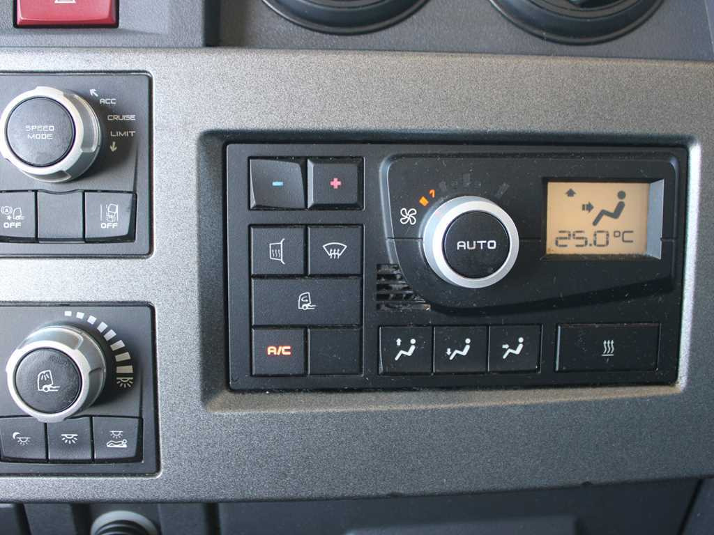 شاحنة جرار Renault T460, EURO 6, LOWDECK, INDEPENDENT AIR CONDITIONING: صور 14 شاحنة جرار Renault T460, EURO 6, LOWDECK, INDEPENDENT AIR CONDITIONING: صور 14