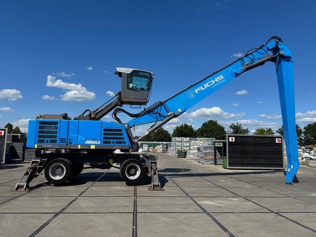 Fuchs MHL 360 T4F - حفارة النقل والشحن: صور 5 Fuchs MHL 360 T4F - حفارة النقل والشحن: صور 5