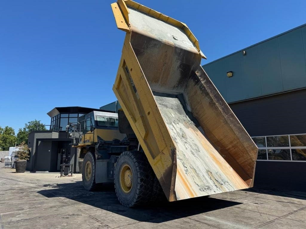 شاحنة قلابة صغيرة Komatsu HD405-7: صور 9