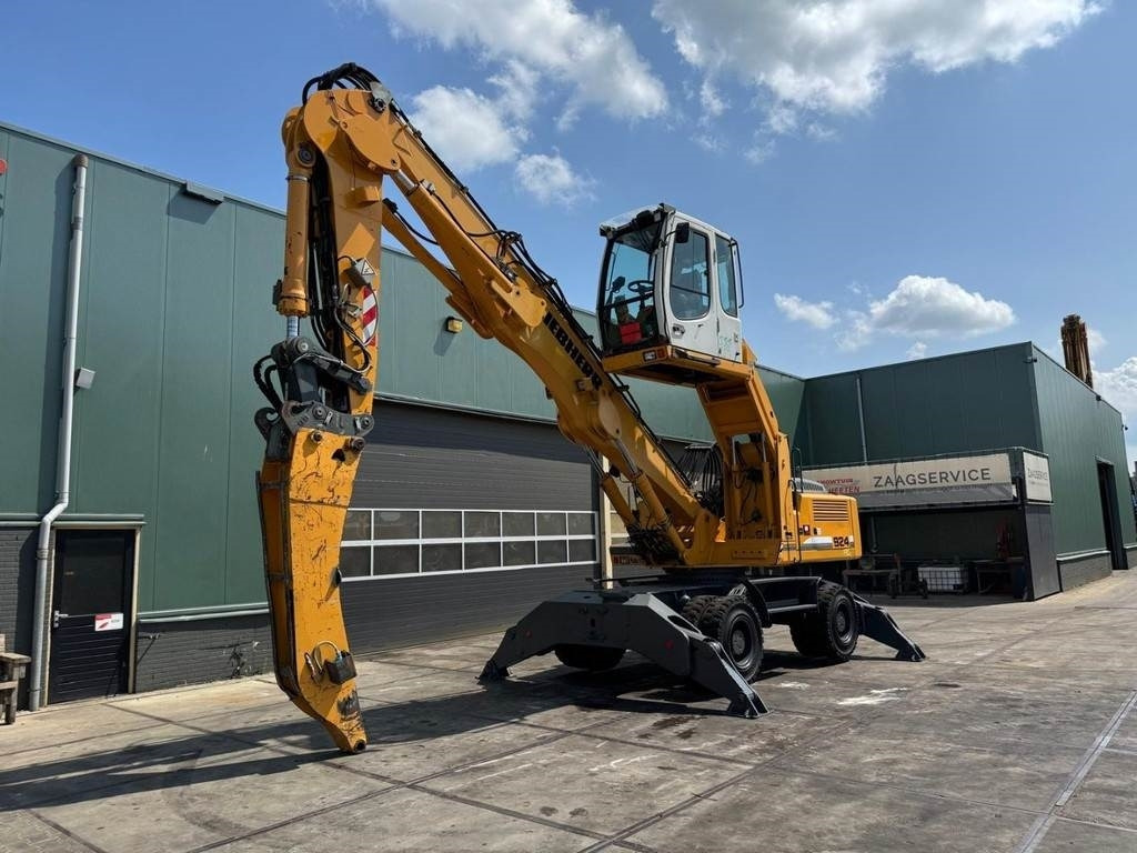 Liebherr A 924 C - حفارة النقل والشحن: صور 2 Liebherr A 924 C - حفارة النقل والشحن: صور 2