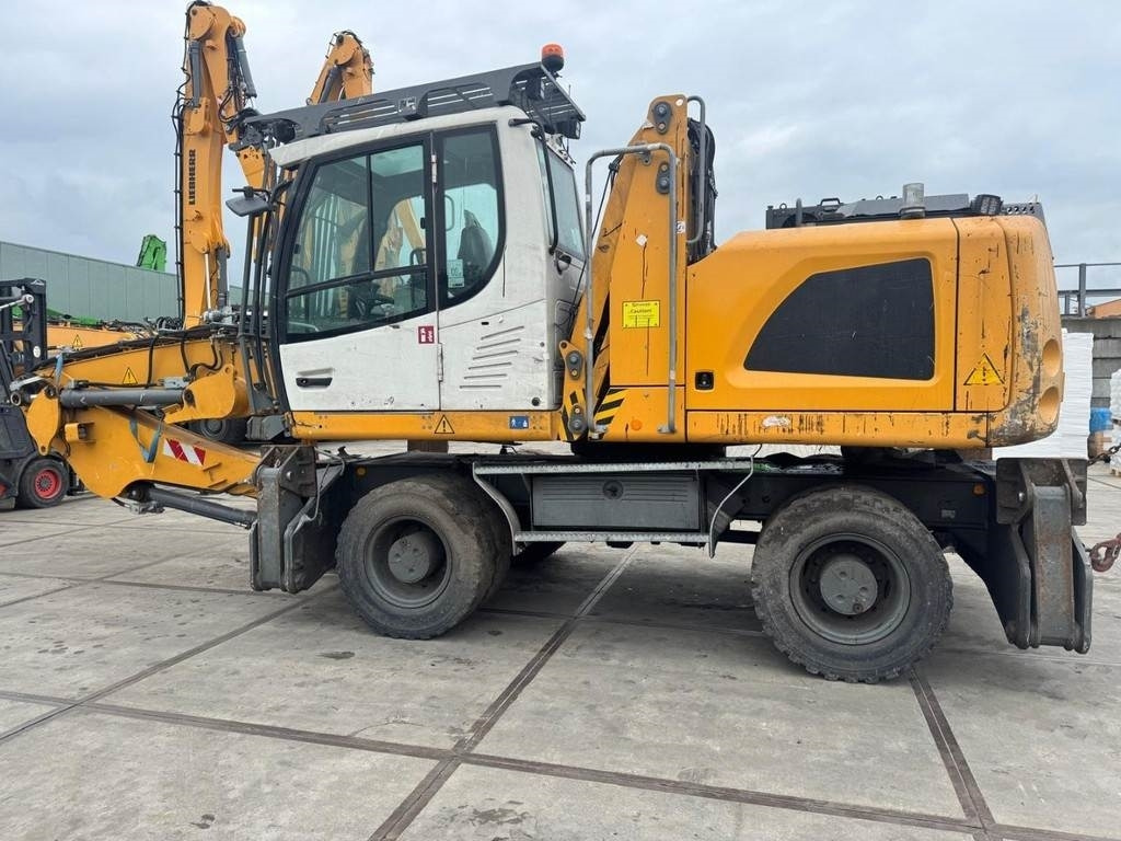 Liebherr LH 22 M - حفارة النقل والشحن: صور 3 Liebherr LH 22 M - حفارة النقل والشحن: صور 3