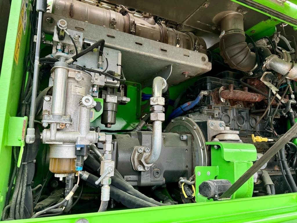 حفارة النقل والشحن Sennebogen 830M E HD: صور 17 حفارة النقل والشحن Sennebogen 830M E HD: صور 17