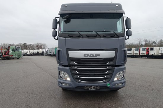 DAF FAT XF 510 mit Penz Ladekran 15Z8.70 inkl. Holzgreifer 6x4 - شاحنة قطع الأشجار: صور 2 DAF FAT XF 510 mit Penz Ladekran 15Z8.70 inkl. Holzgreifer 6x4 - شاحنة قطع الأشجار: صور 2
