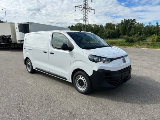 Fiat Scudo (L2) M BlueDHi 120 6-Gang inkl. NOVA - فان: صور 3 Fiat Scudo (L2) M BlueDHi 120 6-Gang inkl. NOVA - فان: صور 3